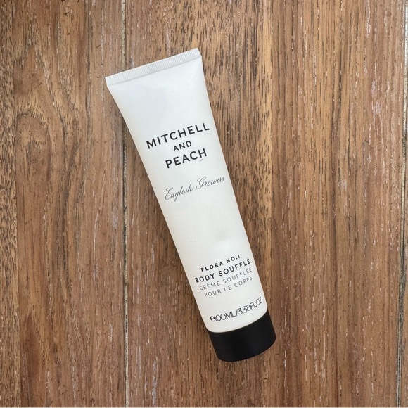 Mitchell and Peach Flora No.1 Body Soufflé - Picture 1 of 3
